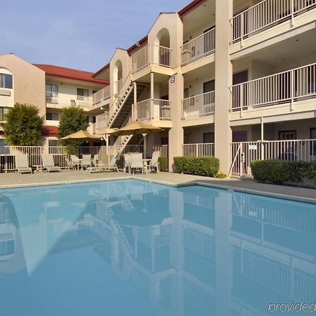 California Inn And Suites, Rancho Cordova Ngoại thất bức ảnh